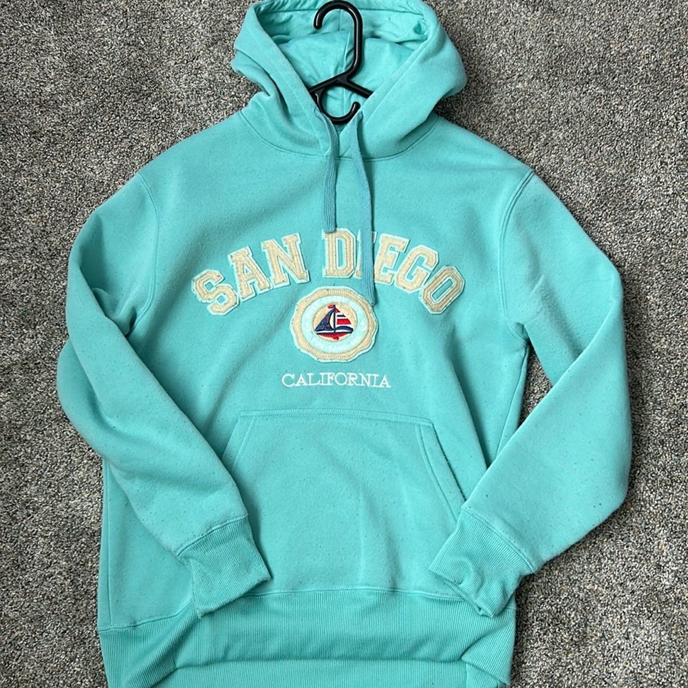 San Diego, California teal sweatshirt/hoodie, Size M